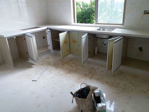 厨房焕新与电器保障 专业厨柜门维修更换与冰箱故障处理指南